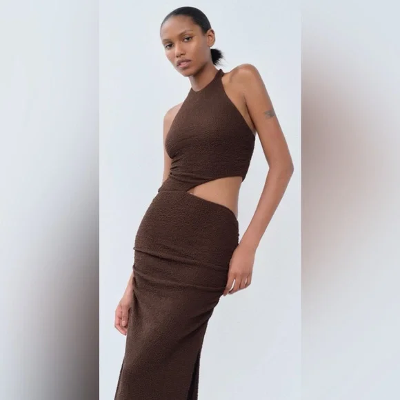 NWT ZARA TEXTURED CUT OUT DRESS - Picture 4 of 11